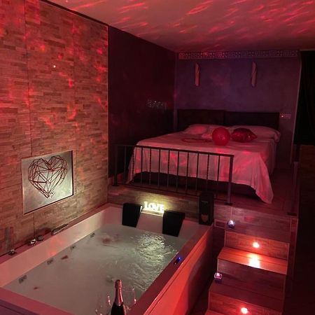 Sweetlove Spa テッラチーナ エクステリア 写真